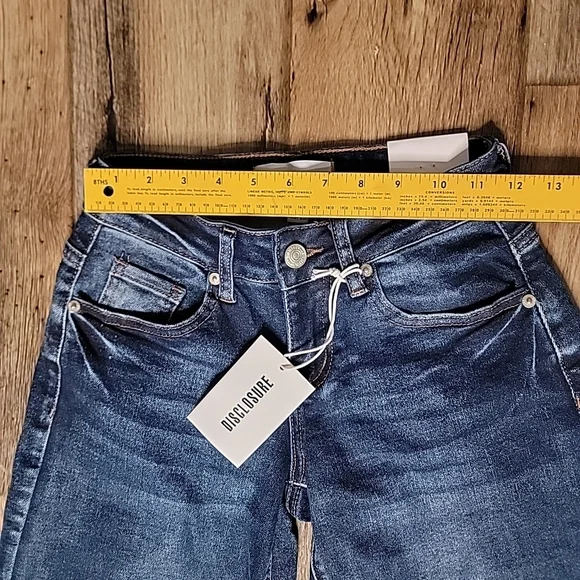 Wide Leg Denim Jeans - Picture 3 of 9